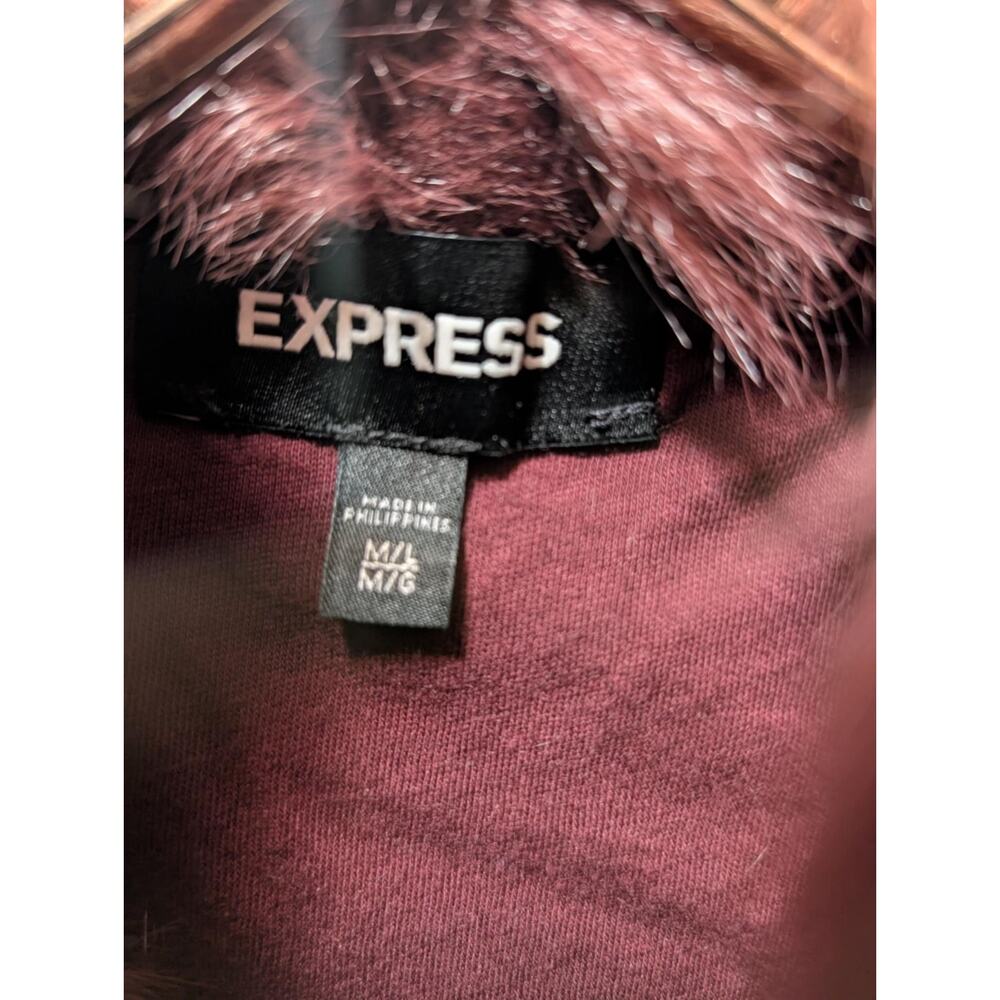 Express Vest Faux Fur Womens M/L Burgundy Sculpted Vest Fashion Outerwear - Picture 4 of 10